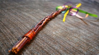 9f79a6deae49488bfa993f4c020bef97_velikonocni-pomlazka1